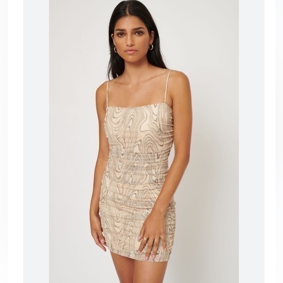 Dynamite Retro Print Ruched Dress - Picture 1 of 15